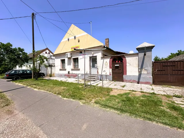 Eladó kereskedelmi és ipari ingatlan Magyarbánhegyes 200 nm