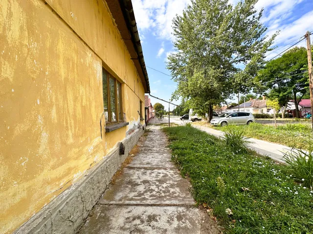 Eladó ház Mezőkovácsháza, Reformátuskovácsháza 96 nm