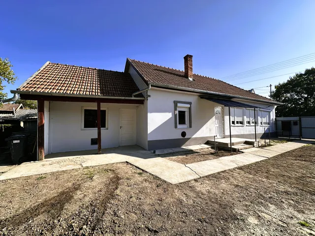 Eladó ház Sarkad 62 nm