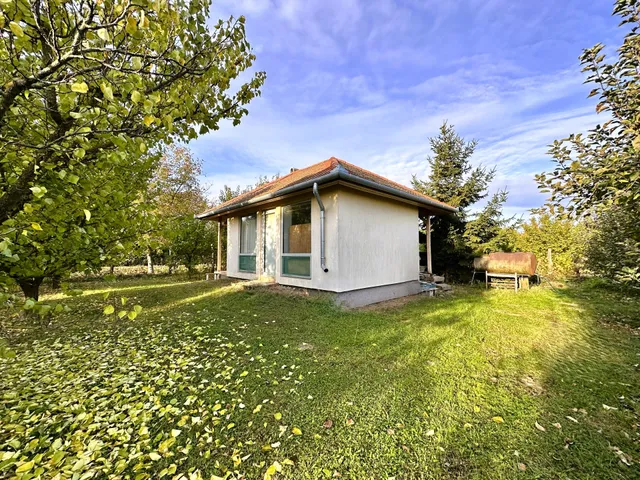 Eladó telek Gyula 3400 nm