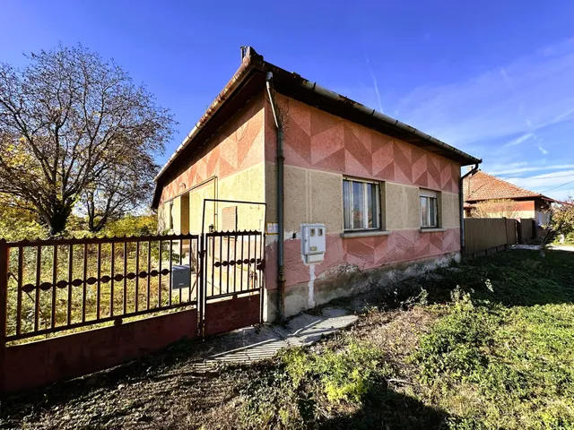 Eladó ház Nagybánhegyes 96 nm