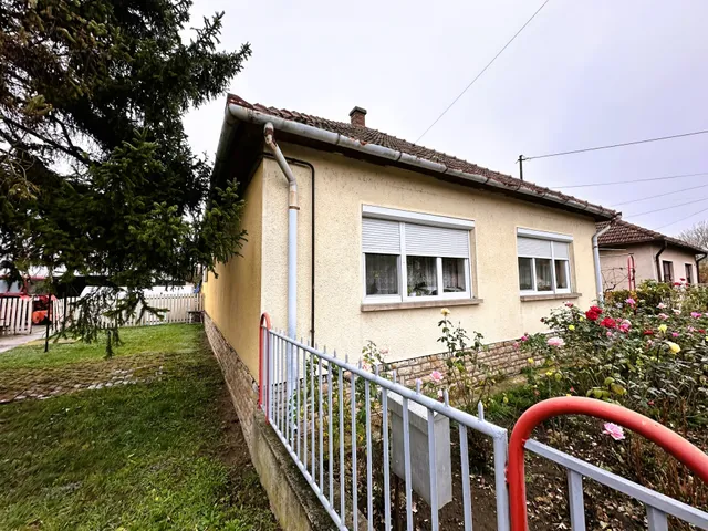 Eladó ház Sarkad 92 nm
