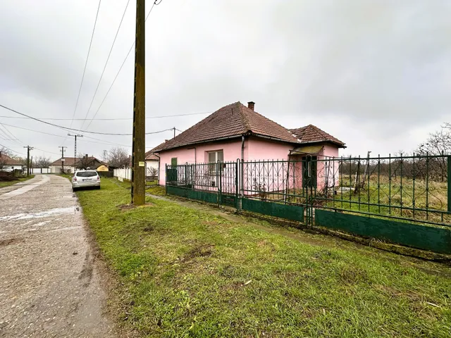 Eladó ház Sarkadkeresztúr 120 nm