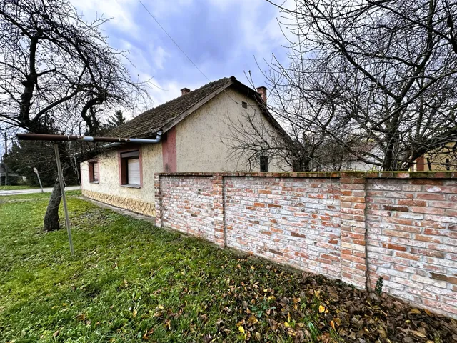 Eladó ház Sarkad 72 nm