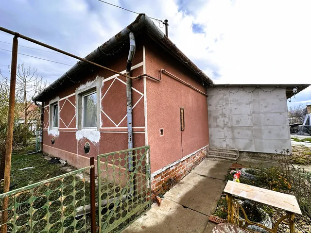 Eladó ház Sarkad, Újtelek 70 nm