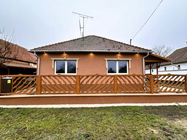 Eladó ház Sarkad 100 nm