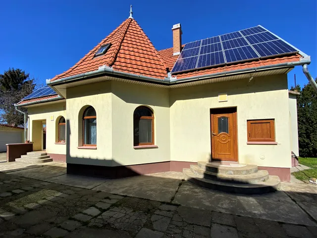 Eladó ház Sarkad 160 nm