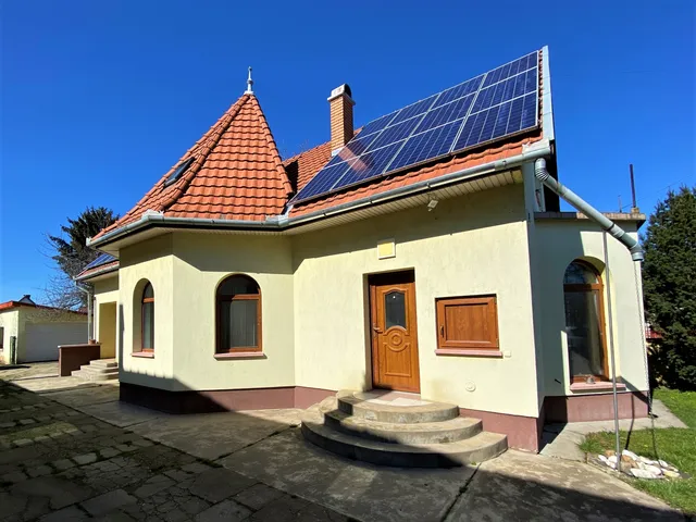 Eladó ház Sarkad 160 nm