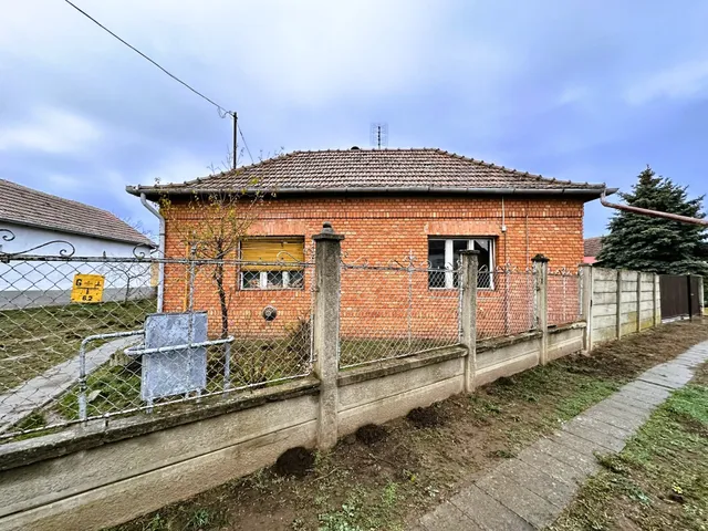 Eladó ház Nagykamarás 193 nm