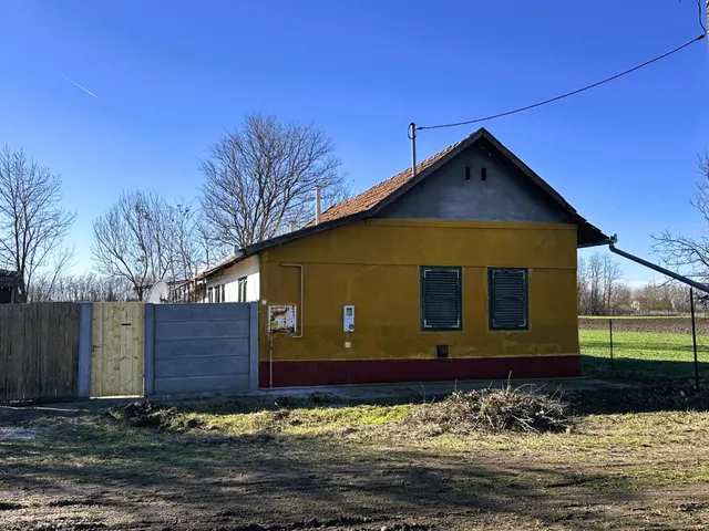 Eladó ház Dombiratos 78 nm