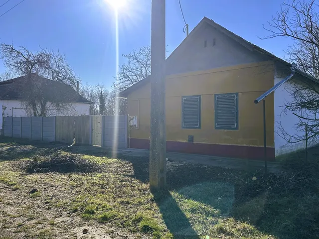 Eladó ház Dombiratos 78 nm