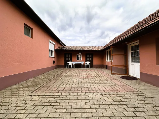 Eladó ház Sarkad 89 nm