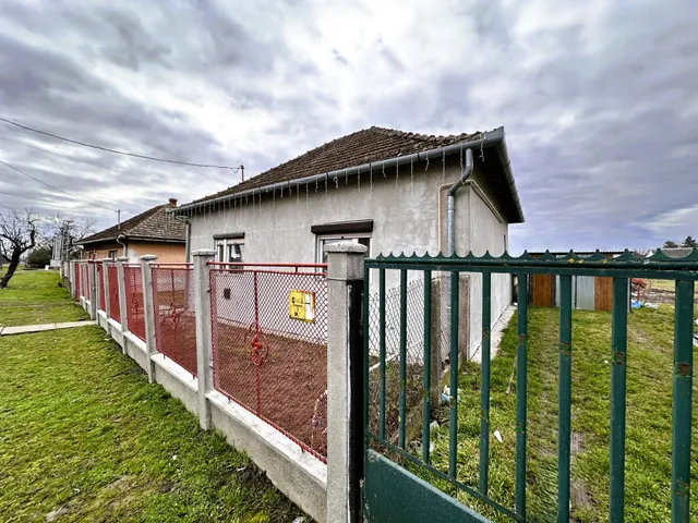 Eladó ház Sarkad 50 nm