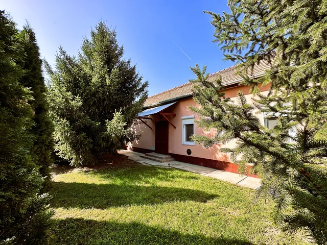 Eladó ház Magyarbánhegyes 122 nm