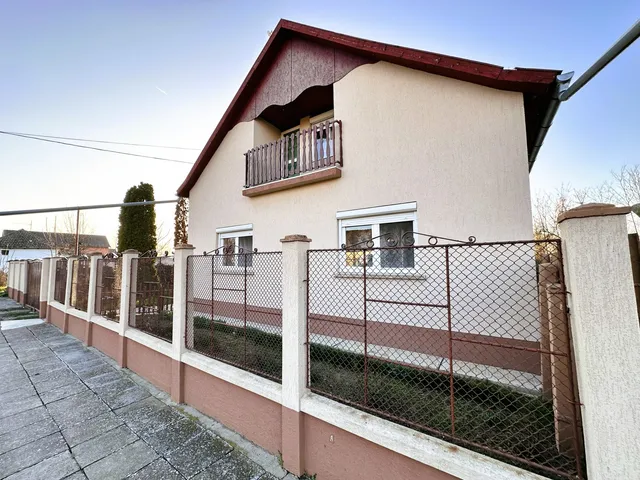 Eladó ház Magyarbánhegyes 125 nm