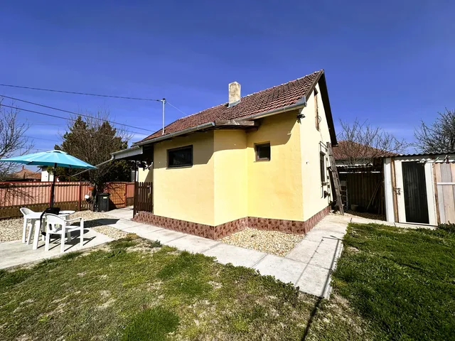Eladó ház Sarkad 40 nm