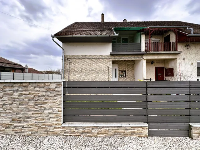 Eladó ház Telekgerendás 107 nm