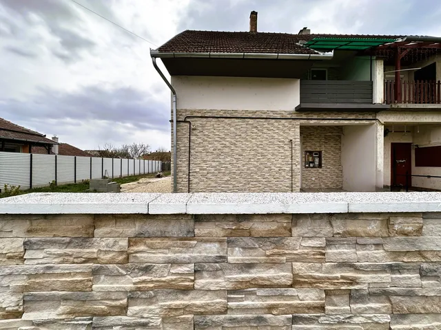 Eladó ház Telekgerendás 107 nm