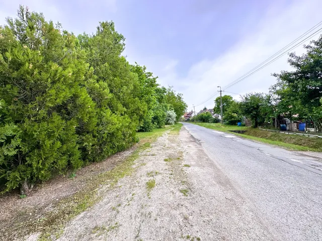 Eladó telek Gyula 2055 nm