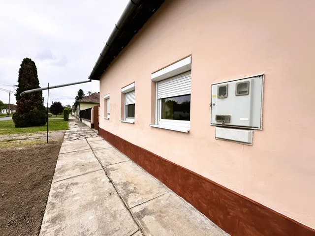 Eladó ház Mezőkovácsháza 122 nm