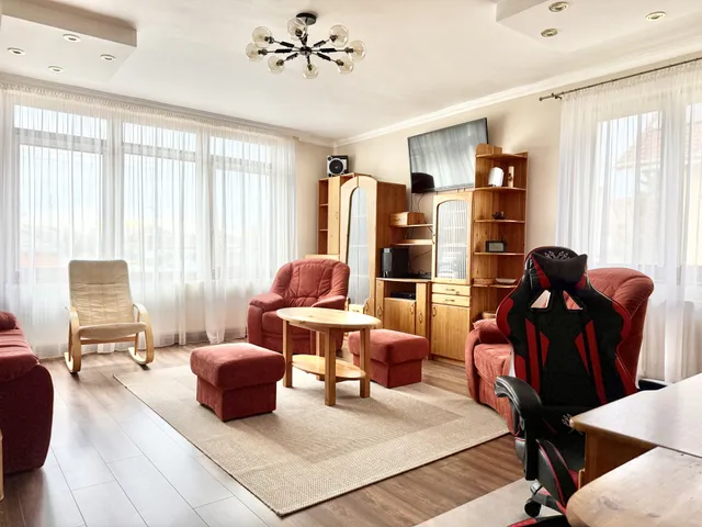 Kiadó ház Hosszúpályi 169 nm