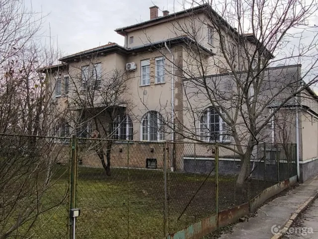 Eladó lakás Szolnok 53 nm