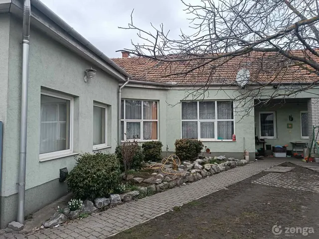 Eladó ház Jászberény 185 nm