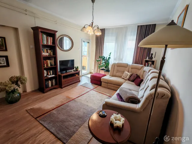 Eladó lakás Keszthely 76 nm