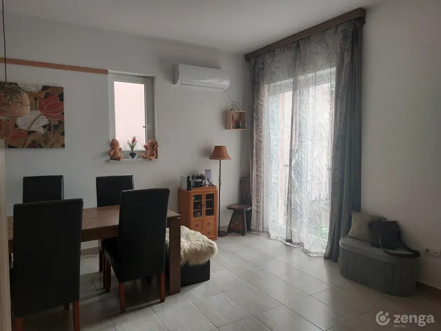 Eladó lakás Pécel 63 nm