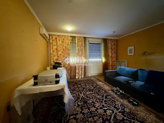 Eladó lakás Budapest XI. kerület 134 nm