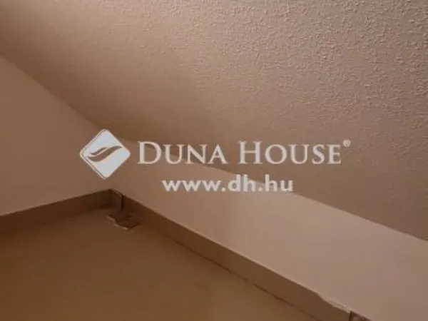 Eladó ház Budapest XII. kerület 294 nm