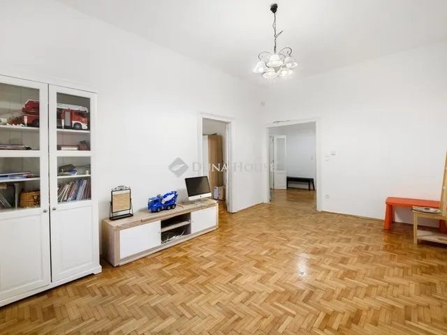 Kiadó lakás Budapest XII. kerület 75 nm