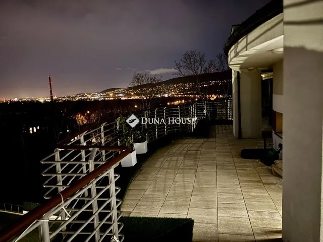Eladó lakás Budapest III. kerület 70 nm