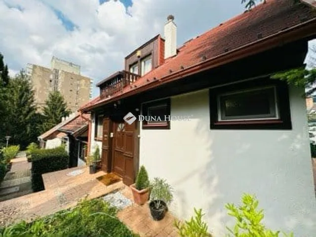 Eladó ház Budapest XII. kerület 103 nm