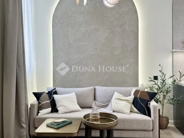 Eladó lakás Budapest V. kerület 49 nm