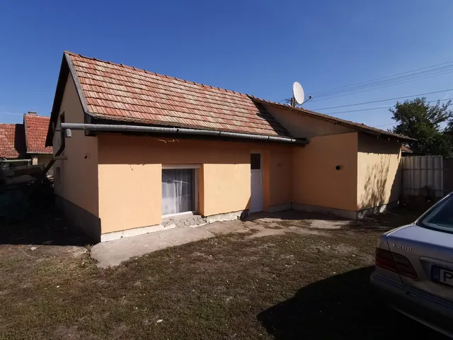 Eladó ház Jászberény 68 nm
