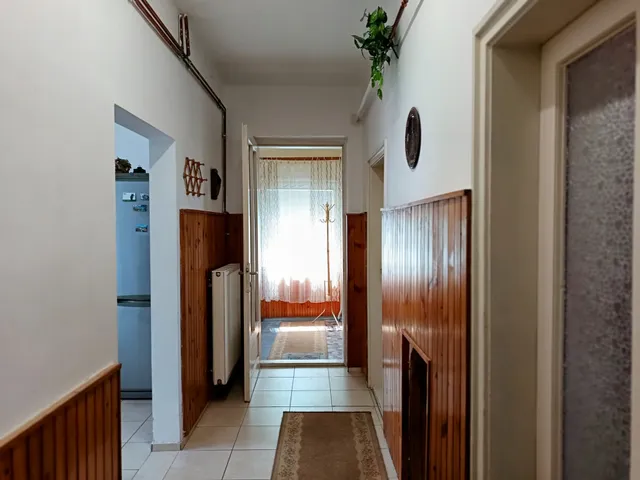 Eladó ház Gyöngyöshalász 150 nm