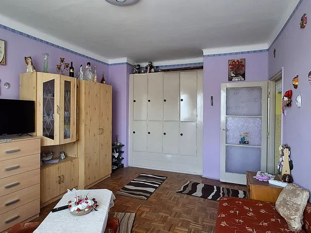 Eladó lakás Gyöngyös, Nyolcvanas lakótelep 48 nm