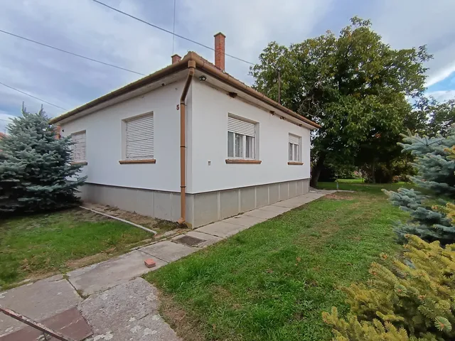 Eladó ház Nagyfüged 92 nm