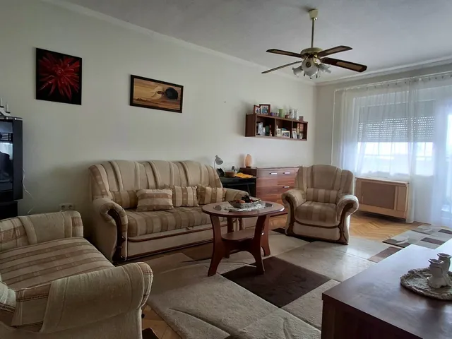 Eladó lakás Gyöngyös 57 nm