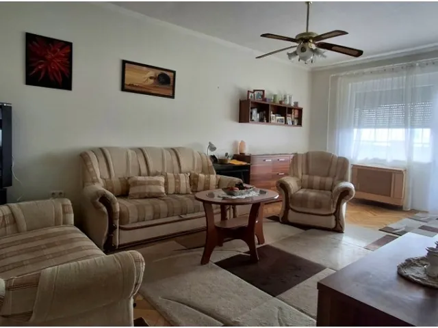 Eladó lakás Gyöngyös 57 nm