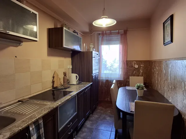 Eladó lakás Gyöngyös, Belváros 59 nm