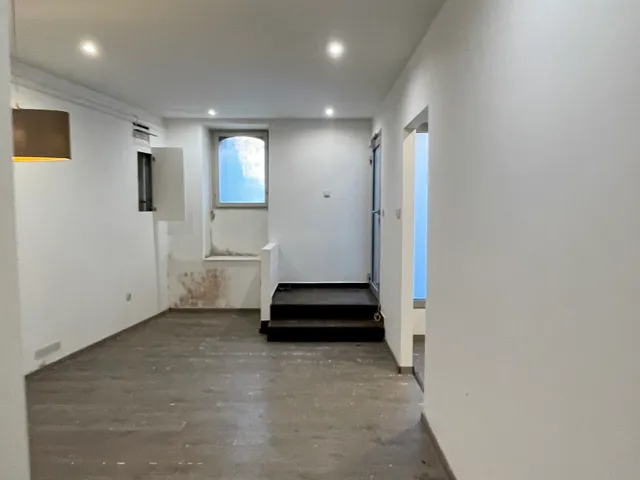 Kiadó kereskedelmi és ipari ingatlan Budapest XII. kerület, Városmajor utca 40. 74 nm