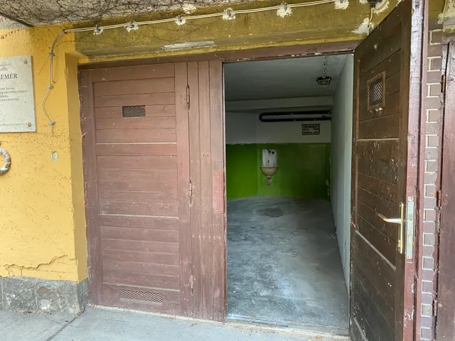 Kiadó garázs Budapest XII. kerület, Pagony utca 7/a 15 nm
