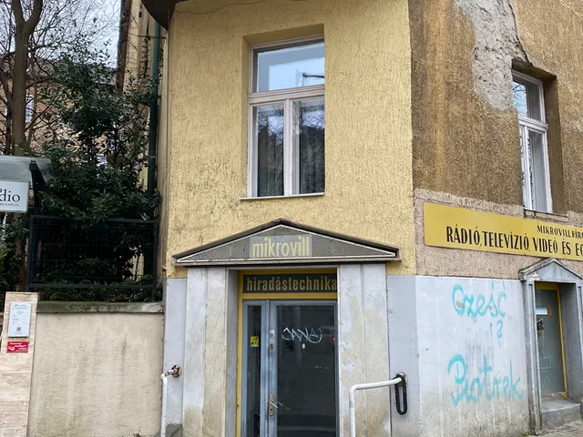 Kiadó kereskedelmi és ipari ingatlan Budapest XII. kerület 136 nm