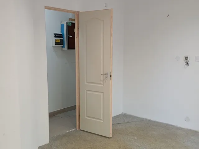 Kiadó kereskedelmi és ipari ingatlan Budapest XII. kerület, Ugocsa utca 16. 21 nm