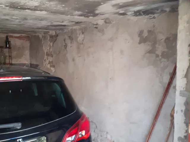 Kiadó garázs Budapest XII. kerület, Németvölgyi út 35. 14 nm