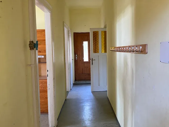 Kiadó kereskedelmi és ipari ingatlan Budapest XII. kerület, Meredek utca 1. 75 nm