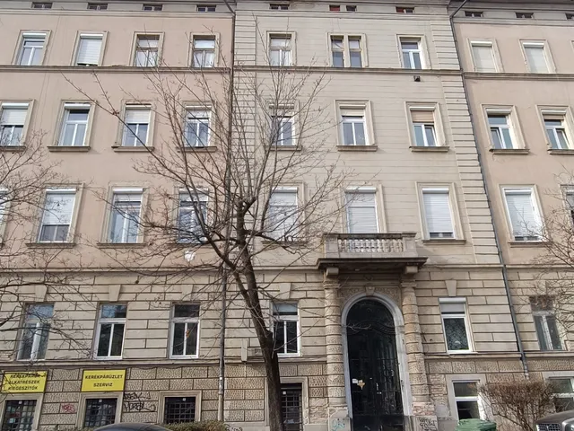 Eladó lakás Budapest XII. kerület, Győri út 1 95 nm
