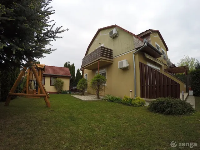 Eladó ház Siófok, Fokihegy 103 nm